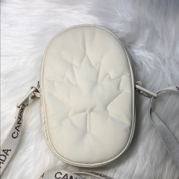 Lululemon Team Canada Future Legacy Crossbody Bag NWOT - Picture 2 of 10